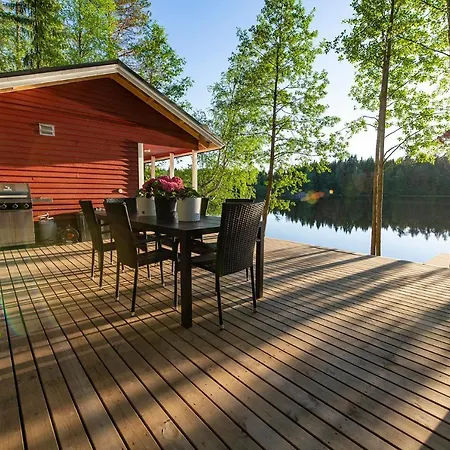 Lingonberry Pieni Moekki Saunalla Mikkeli