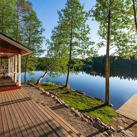 Lingonberry Pieni Moekki Saunalla Alpehytte Mikkeli