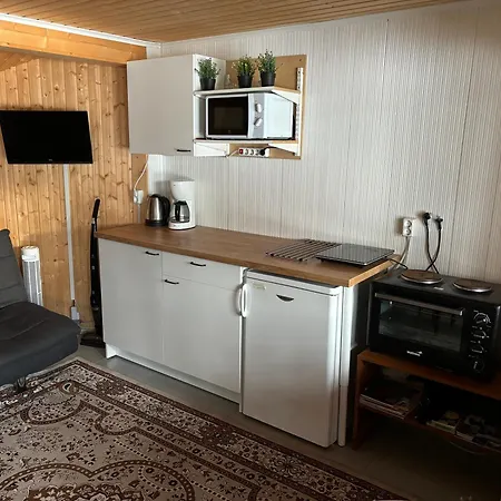 Lingonberry Pieni Moekki Saunalla * Mikkeli